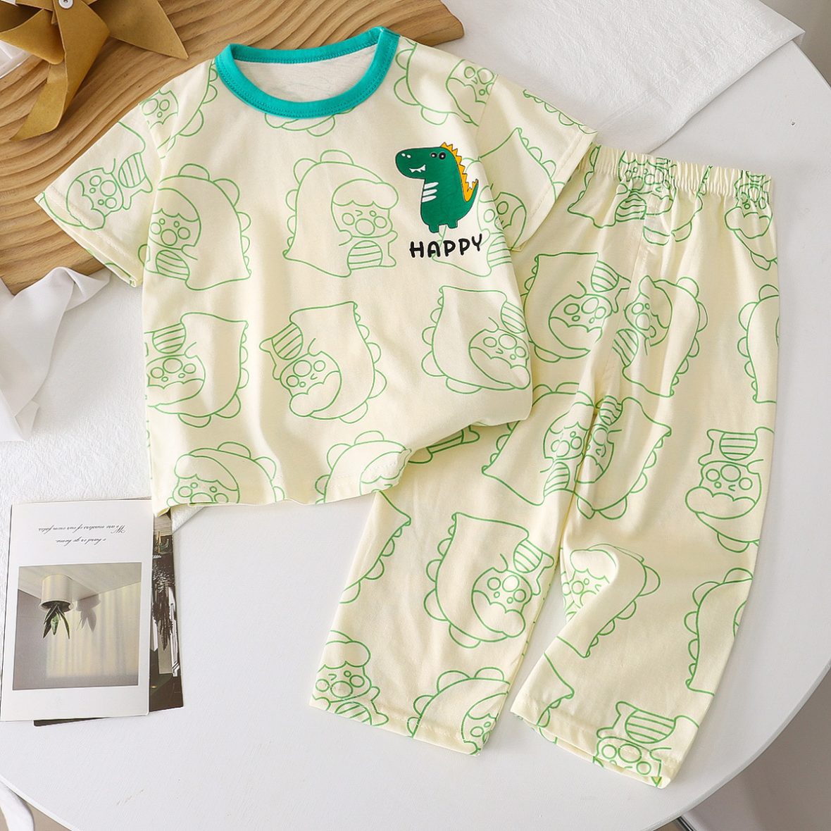 bebeshka-detska-pijama-happy-dinos