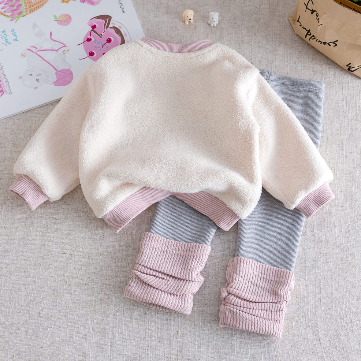 bebeshki-detski-komplekt-kitty-hearts (1)