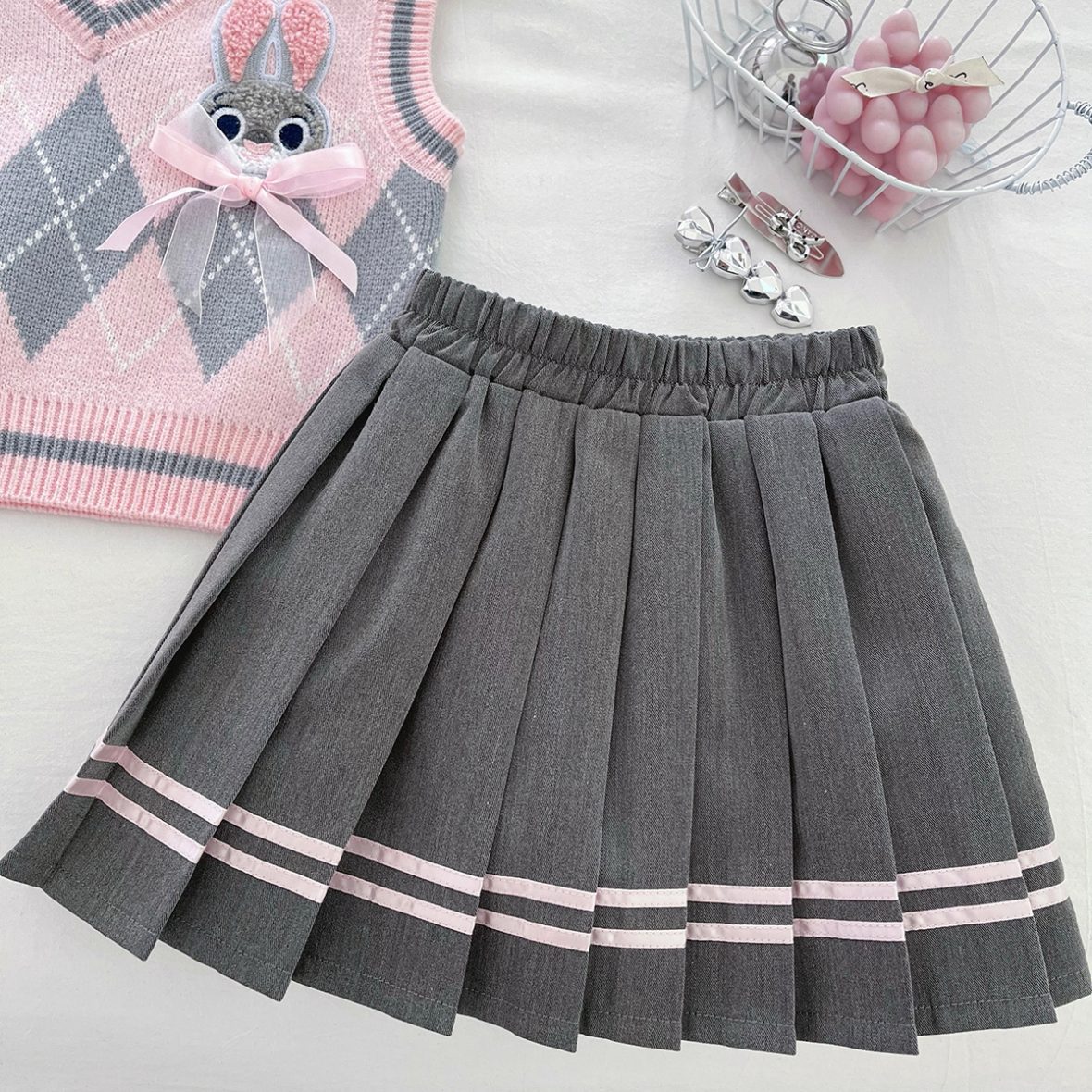 beebeshki-detski-komplekt-student-bunny (1)