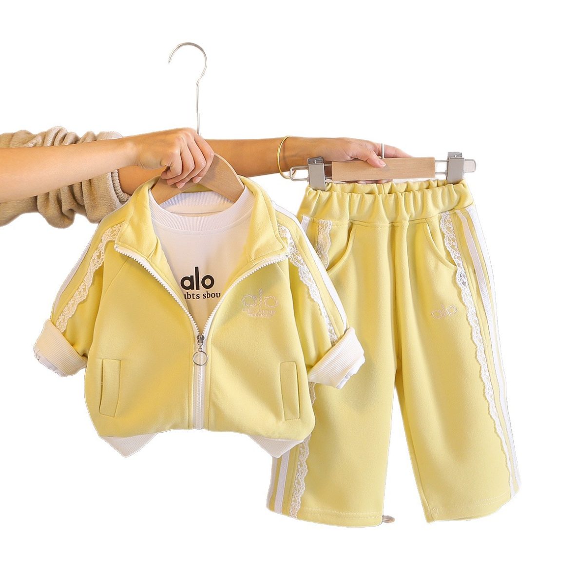 bebeshki-detski-kompekt- Sport Lace Lemon