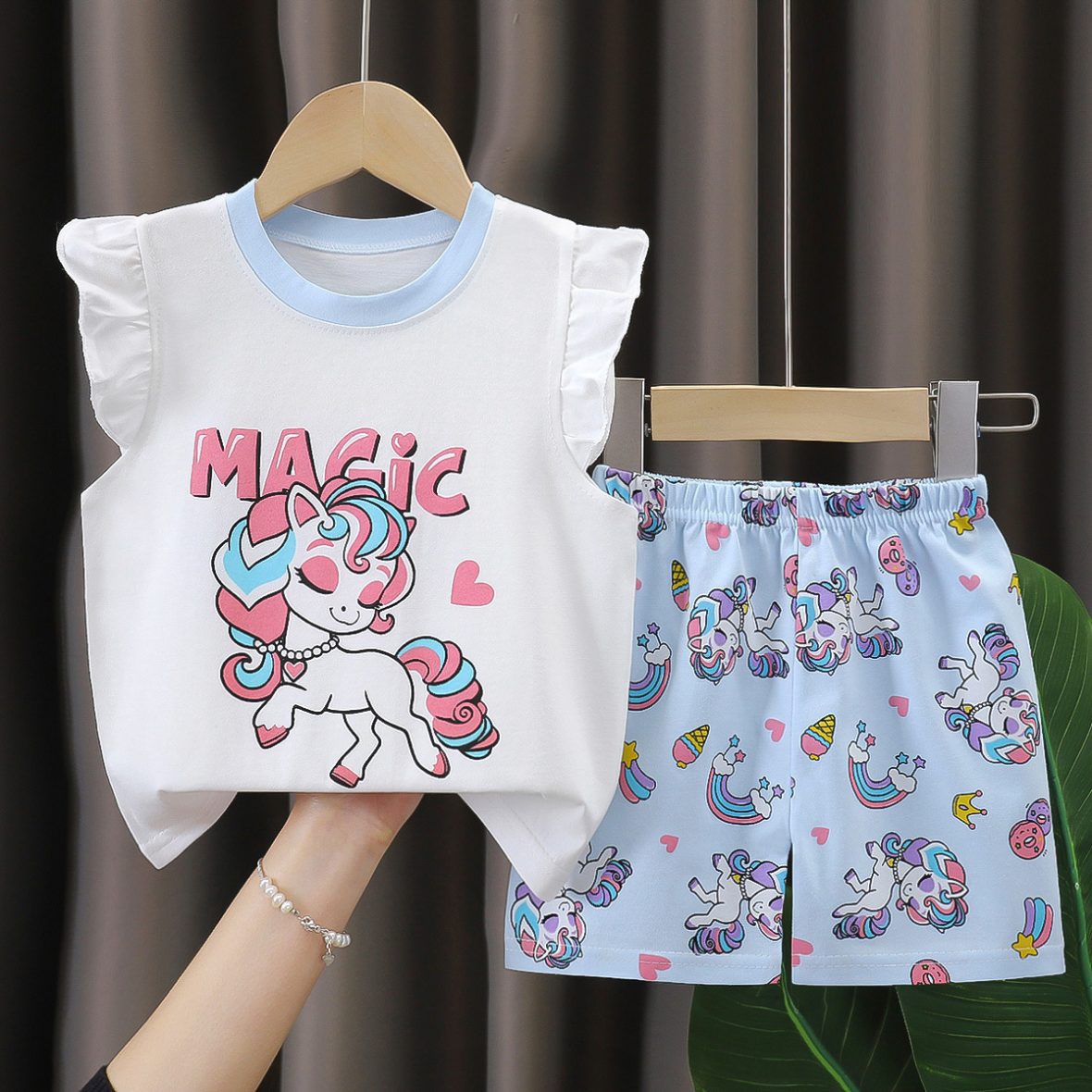 bebeshki-detski-komplekt-magic-unicorn