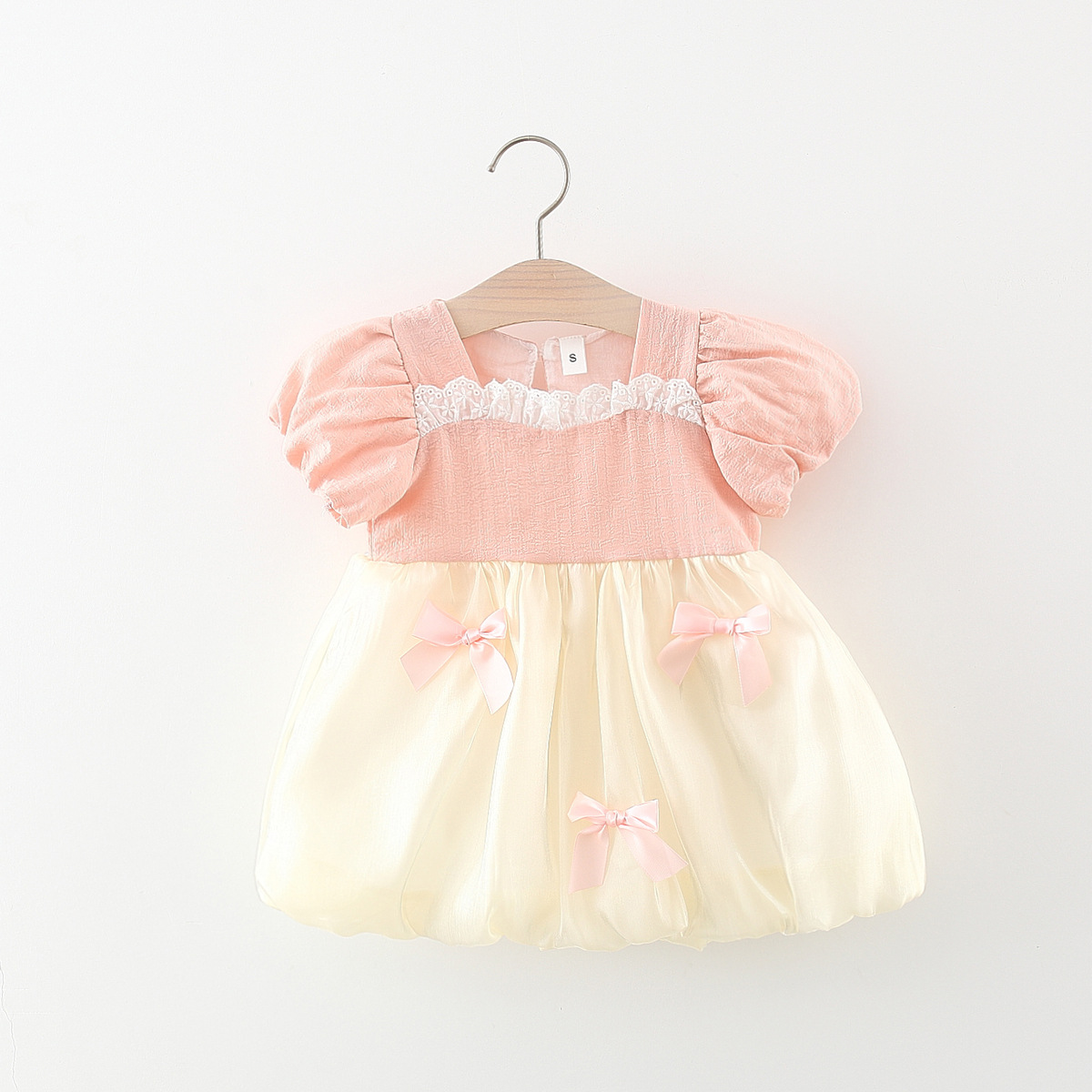 bebeshka-detska-roklq-s-organza-dantela-i-bufan-rakav-little-charm-pink (7)