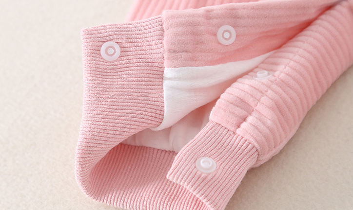 bebeshki-detski-gashterizon-ot-ripseno-kadife-huggy-bear-pink (3)