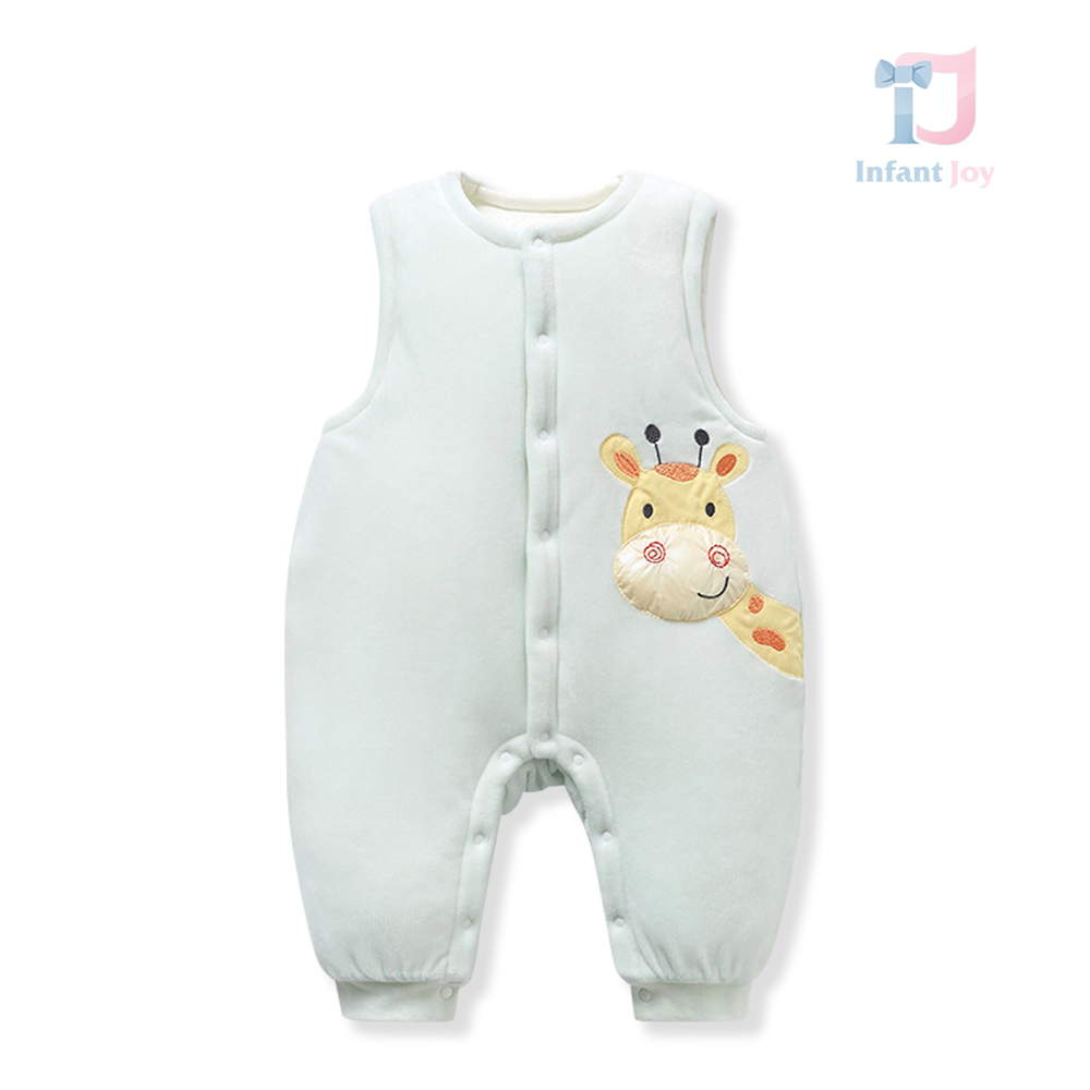 Salopetă din catifea cu umplutură din puf Green Giraffe