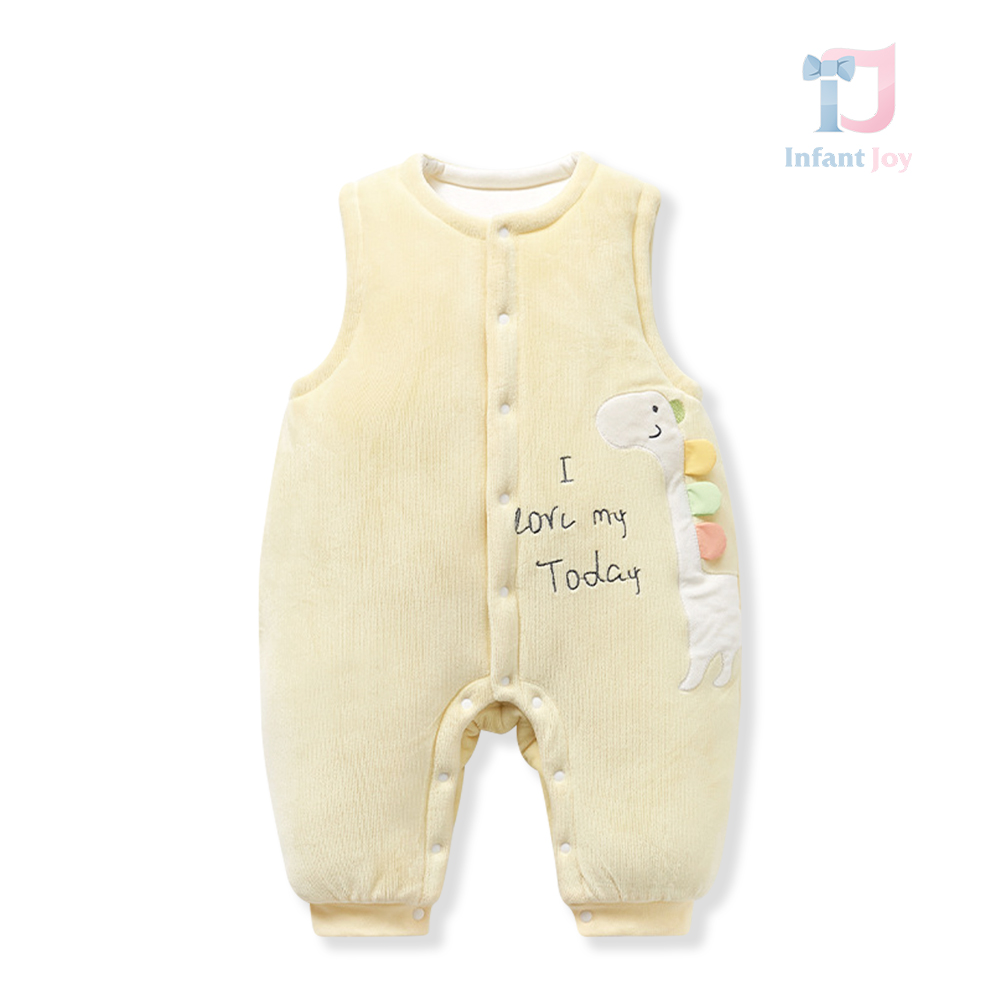 Salopetă din catifea cu umplutură din puf I Love my Today