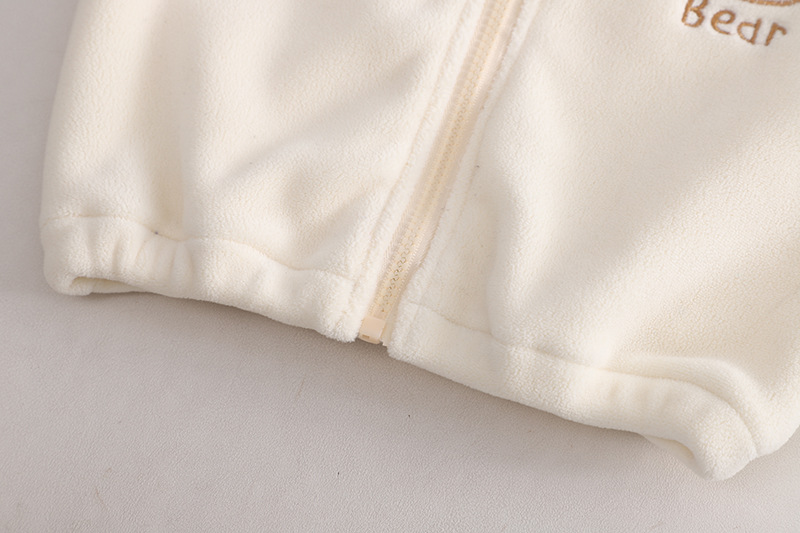 bebeshki-detski-komplekt-bear-party-vanilla (4)