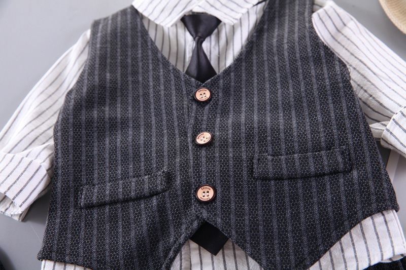 bebeshki-detski-komplekt-black-benjamin (4)