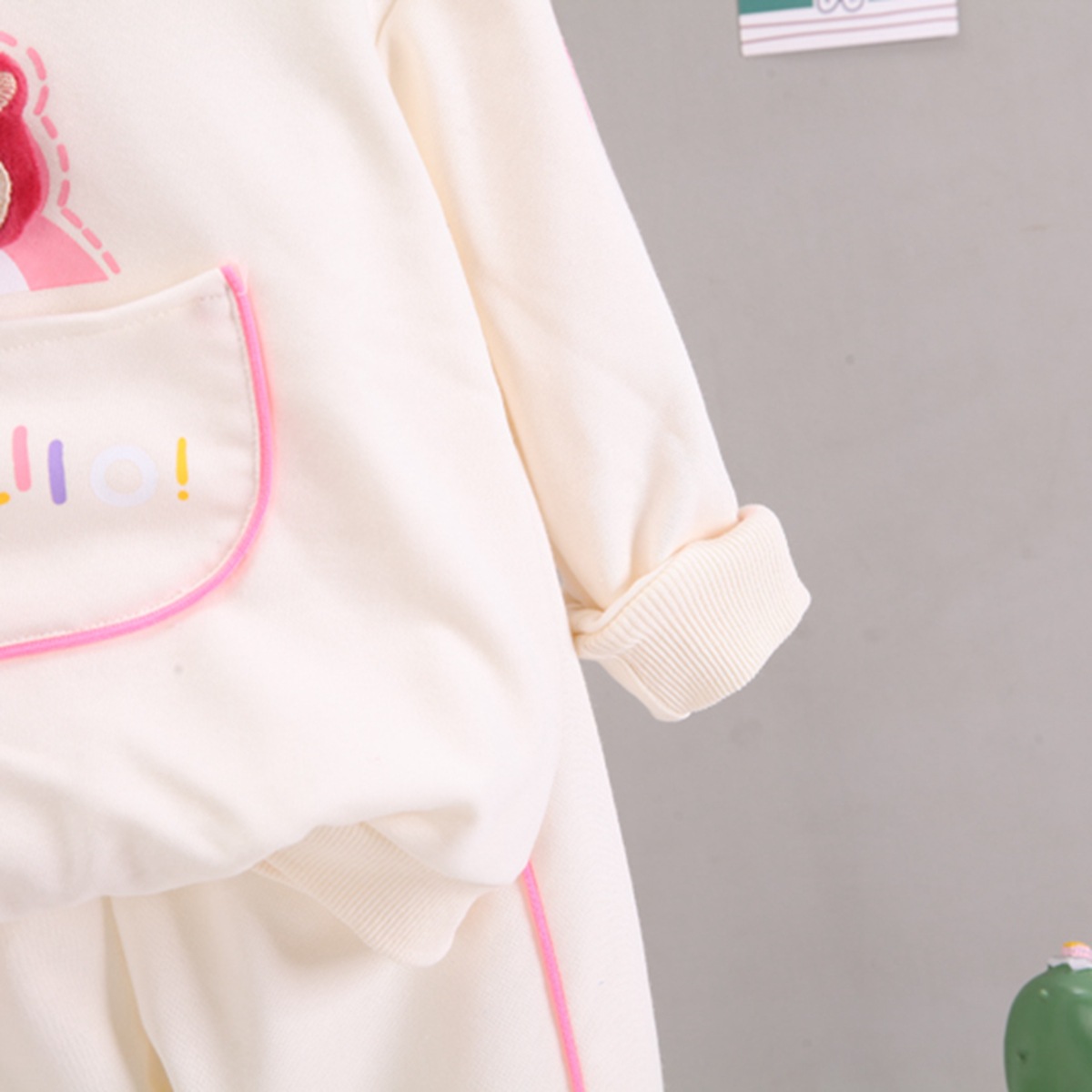 bebeshki-detski-komplekt-hello-pinky-beige (1)