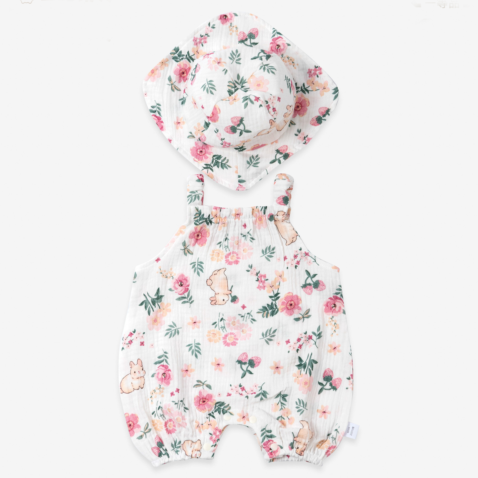 bebeshki-detski-komplekt-ot-muselin-s-kapela-little-garden