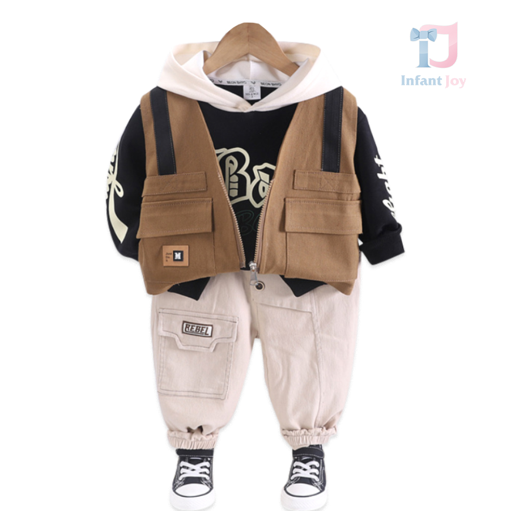 Set de 3 piese cu hanorac cu glugă, pantaloni cargo și vestă Rebel