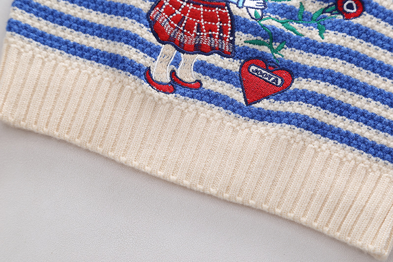 bebeshki-detski-komplekt-s-broderiq-rabbit’s-garden (31)