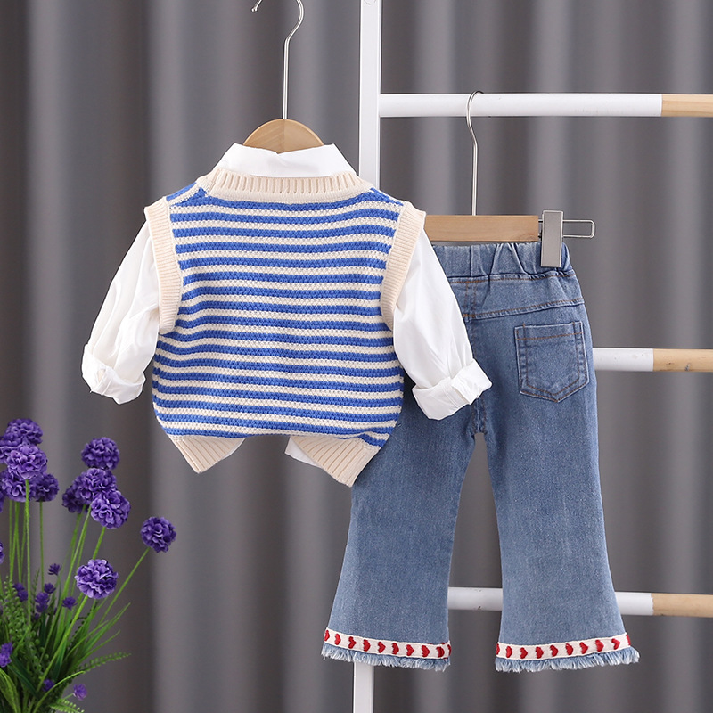 bebeshki-detski-komplekt-s-broderiq-rabbit’s-garden (40)