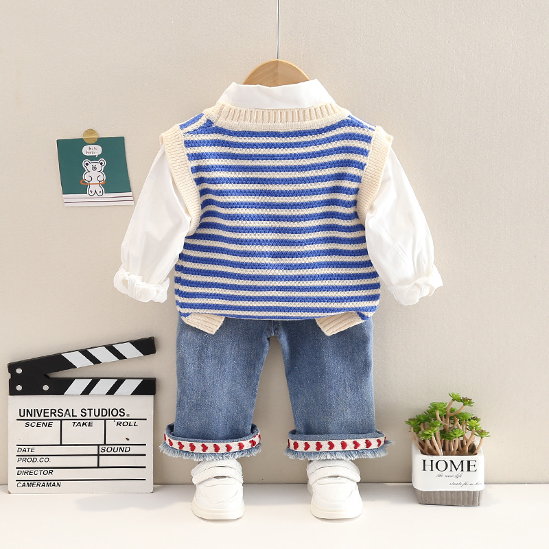 bebeshki-detski-komplekt-s-broderiq-rabbit’s-garden (52)