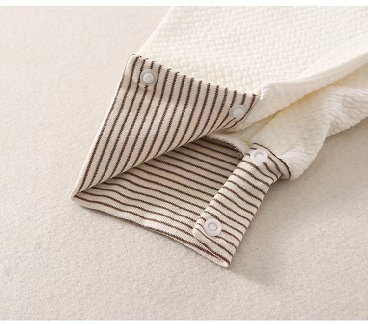 bebeshki-detski-komplekt-s-vaflen-efekt-i-shapka-bone-waffle-bear (1)