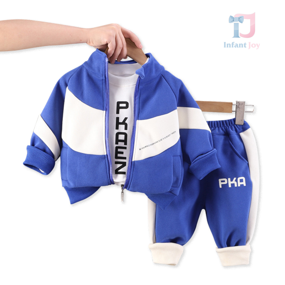 Set sport de 3 piese cu hanorac, bluză și pantaloni Team PKA