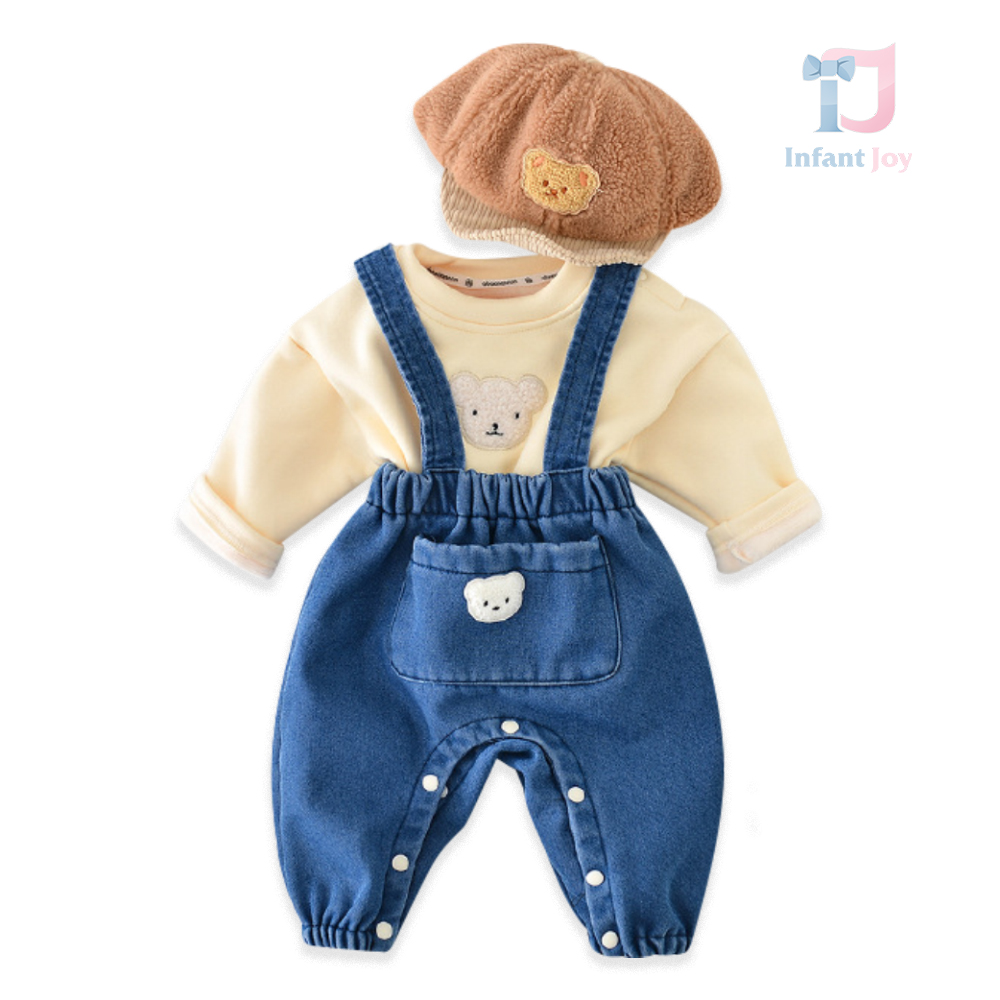 Set matlasat de 2 piese cu salopetă din denim Bear in France