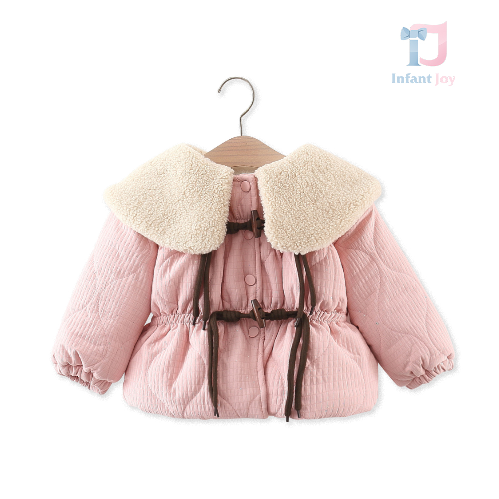 Palton matlasat cu guler pufos și elemente spectaculoase New York Miss