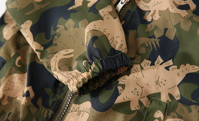 bebeshko-detsko-qke-camo-dinos (1)