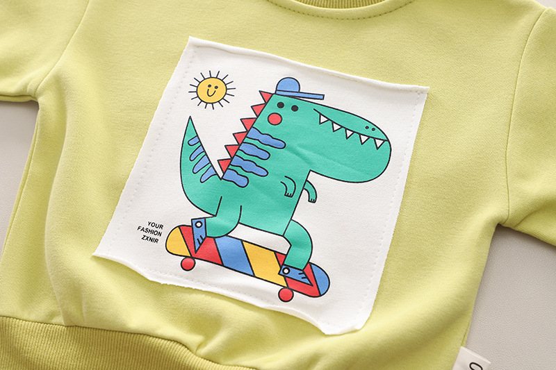 bebeshki-detski-komplekt-dino-skateboarder (5)