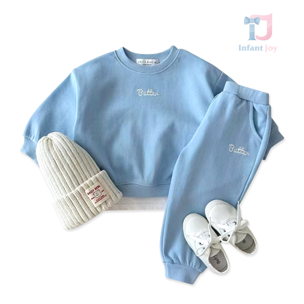 Set sport de 2 piese cu broderie adăugată Blue Butter