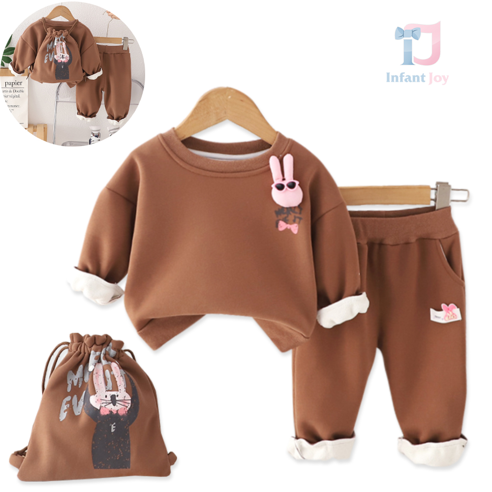 Set matlasat de 3 piese cu iepuraș 3D și geantă Cool Bunny Choco