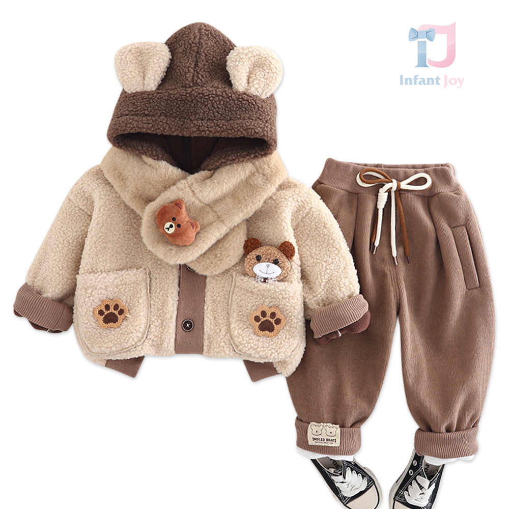 Set călduros de 3 piese din jachetă plușată cu glugă, pantaloni din catifea și eșarfă modernă Warm & Fuzzy Teddy