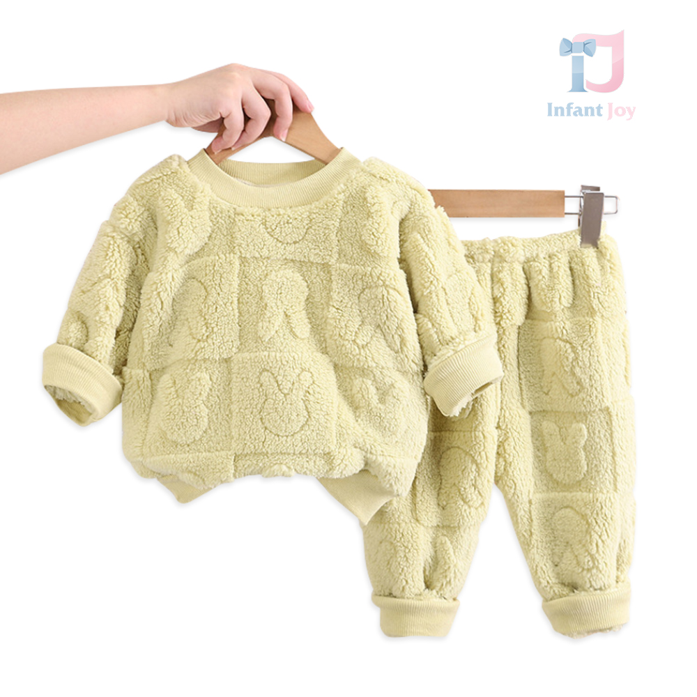 Set din pluș de 2 piese cu ornamente reliefate Cuddle Bunny