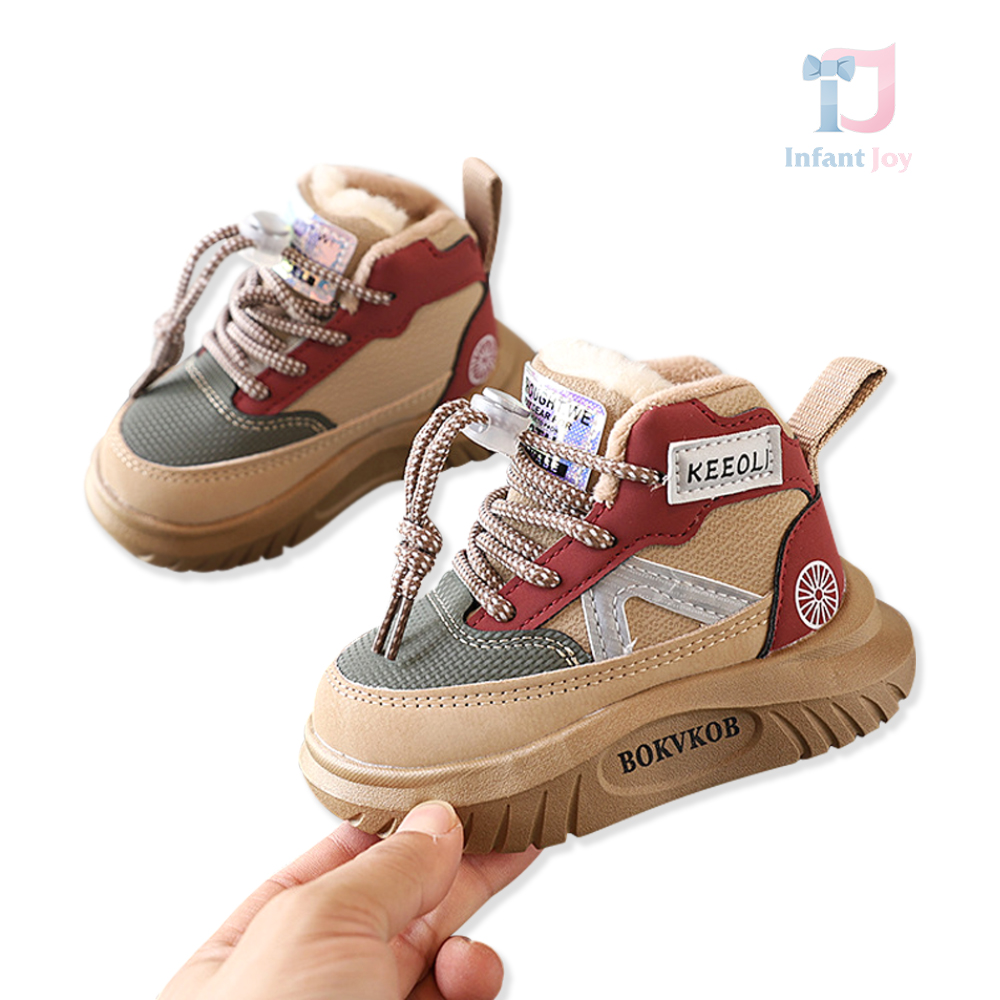 Ghete de iarnă cu blană călduroasă, embleme și șireturi Frost Guard Beige