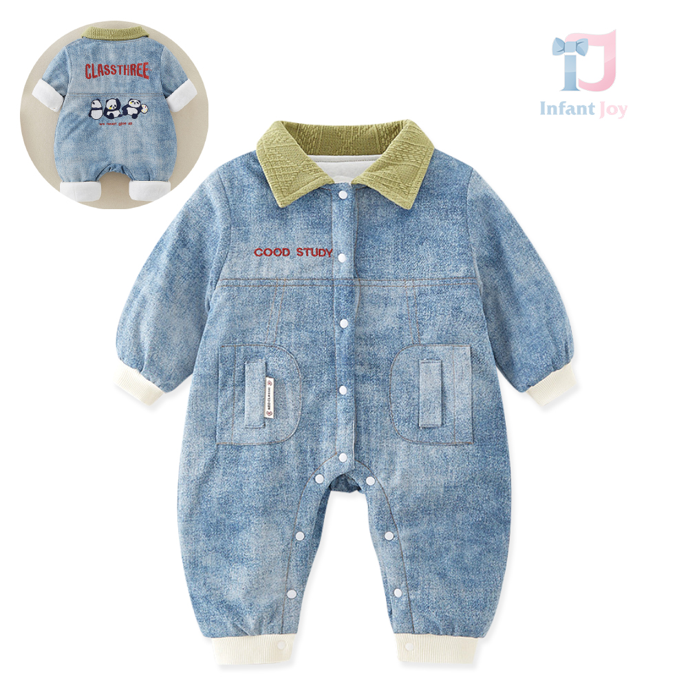 Salopetă din denim cu guler clasic, broderie și închidere cu capse tic-tac Little Scholar
