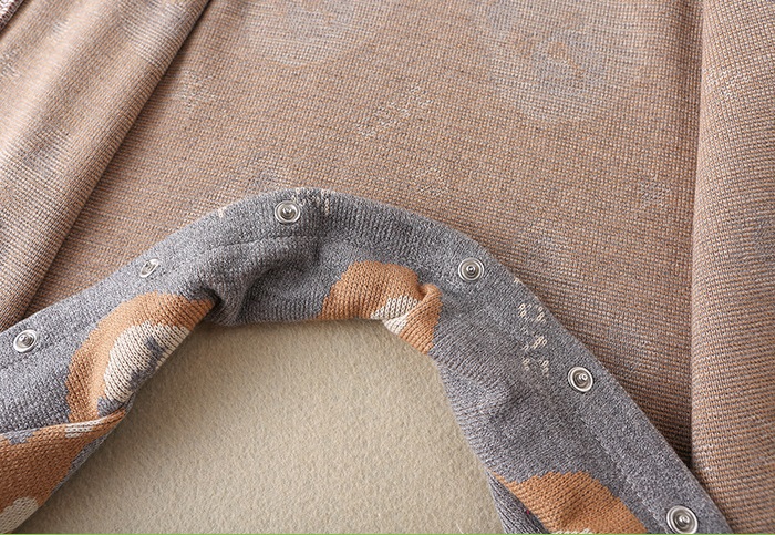 bebeshki-detski-gashterizon-fuzzy-frind-onesie (3)