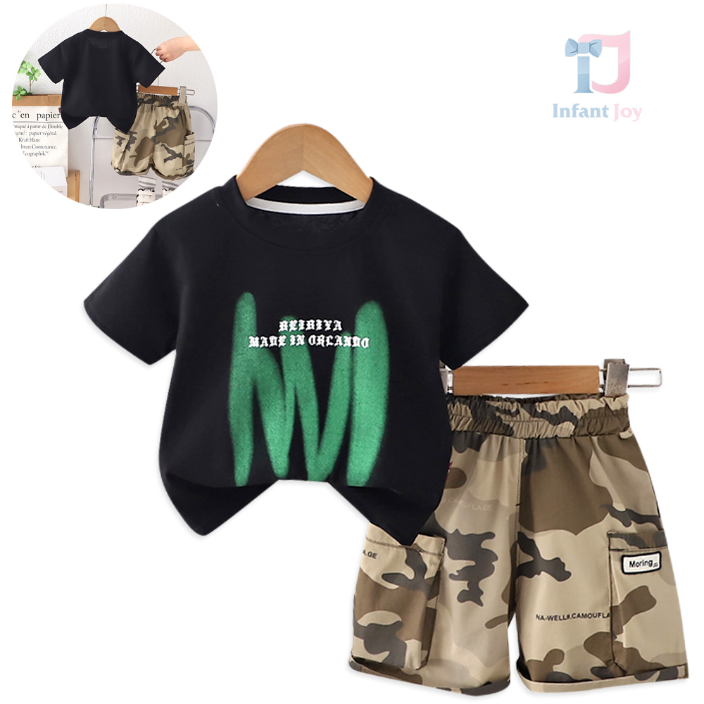 Set de 2 piese cu tricou și pantaloni scurți cargo cu buzunare Urban Scout Camo Black