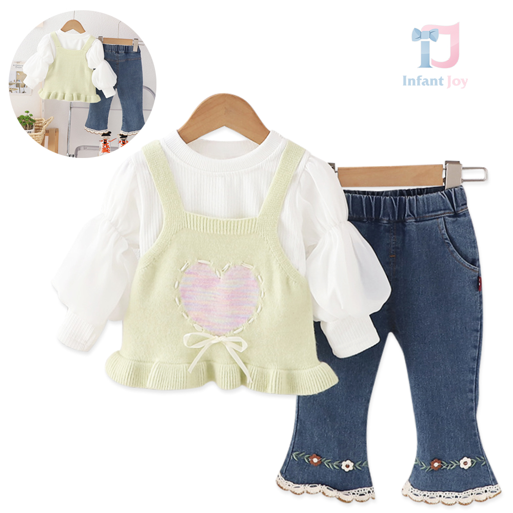 Set sport-elegant de 3 piese cu vestă tricotată, bluză cu mânecă bufantă și pantaloni din denim brodați Sweet Embers