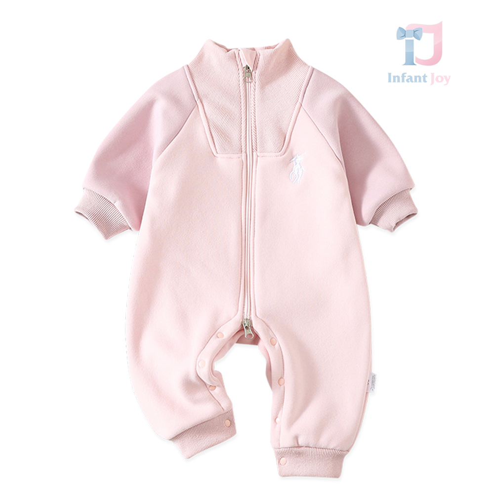 Salopetă premium matlasată cu guler înalt, fermoar și broderie miniaturală Luxe Polo Rider Pink