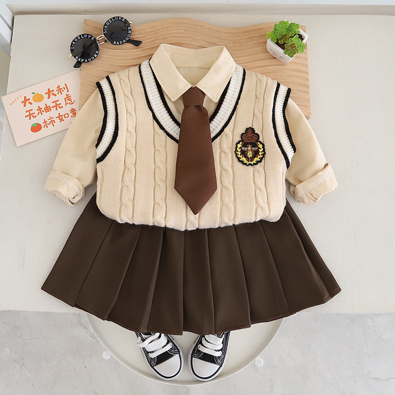 bebeshki-detski-komplekt-academy-vibe-pola (2)