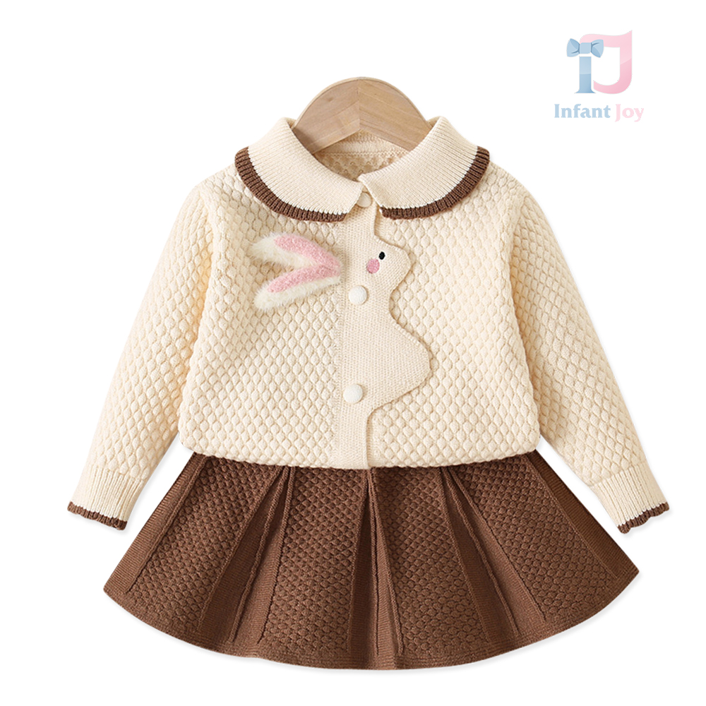 Set premium tricotat de 2 piese cu guler Peter Pan și fustiță elegantă Whimsical Bunny Vanilla