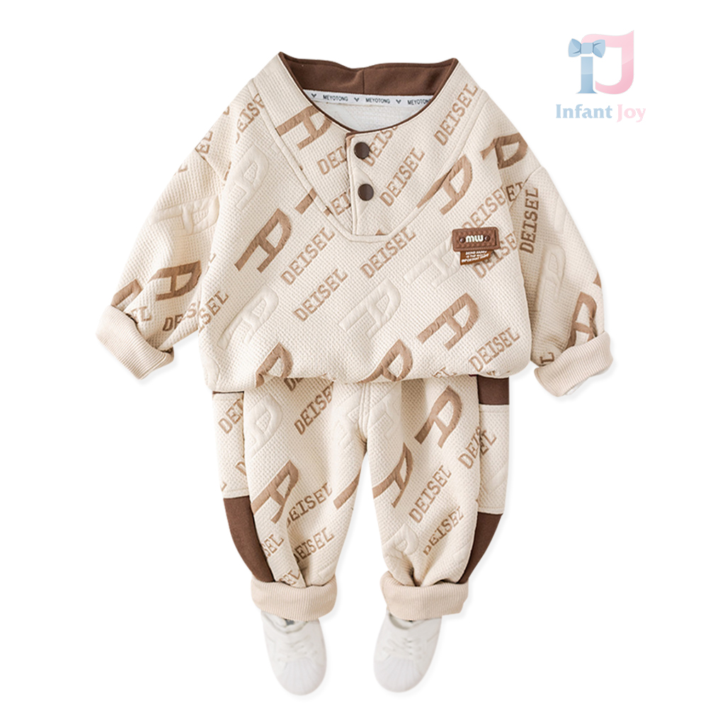 Set de 2 piese cu efect de gofrat, bluză/hanorac cu inscripții în relief și pantaloni Deisel Boy Light