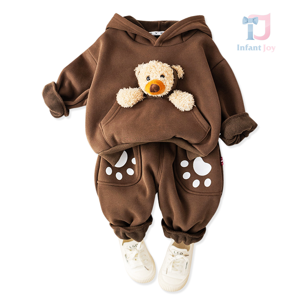 Set matlasat de 2 piese cu bluză/hanorac cu buzunar tip „cangur”, elemente 3D și pantaloni Chocolate Tiny Bear
