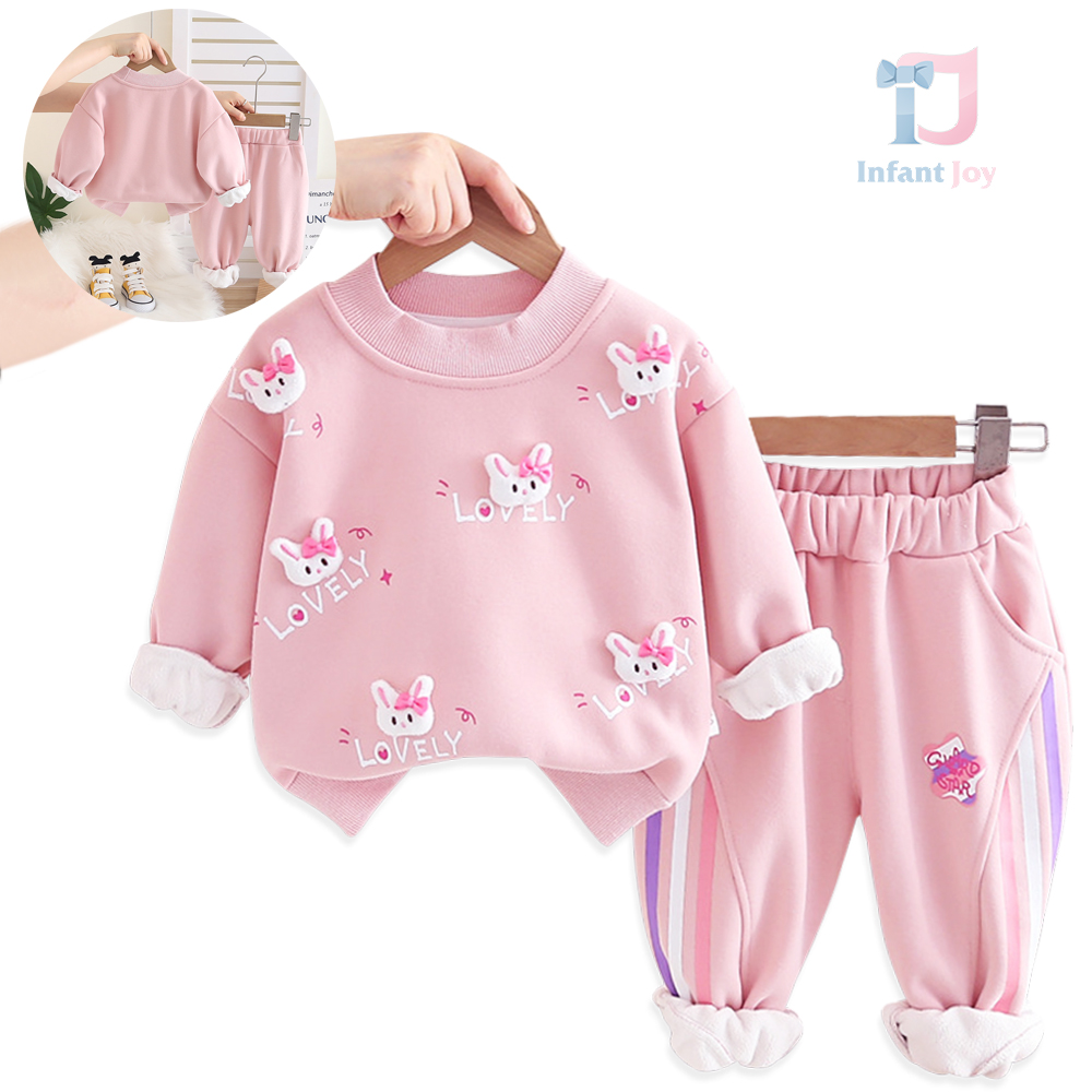 Set sport matlasat de 2 piese cu bluză/hanorac cu elemente 3D și pantaloni Lovely Bunny