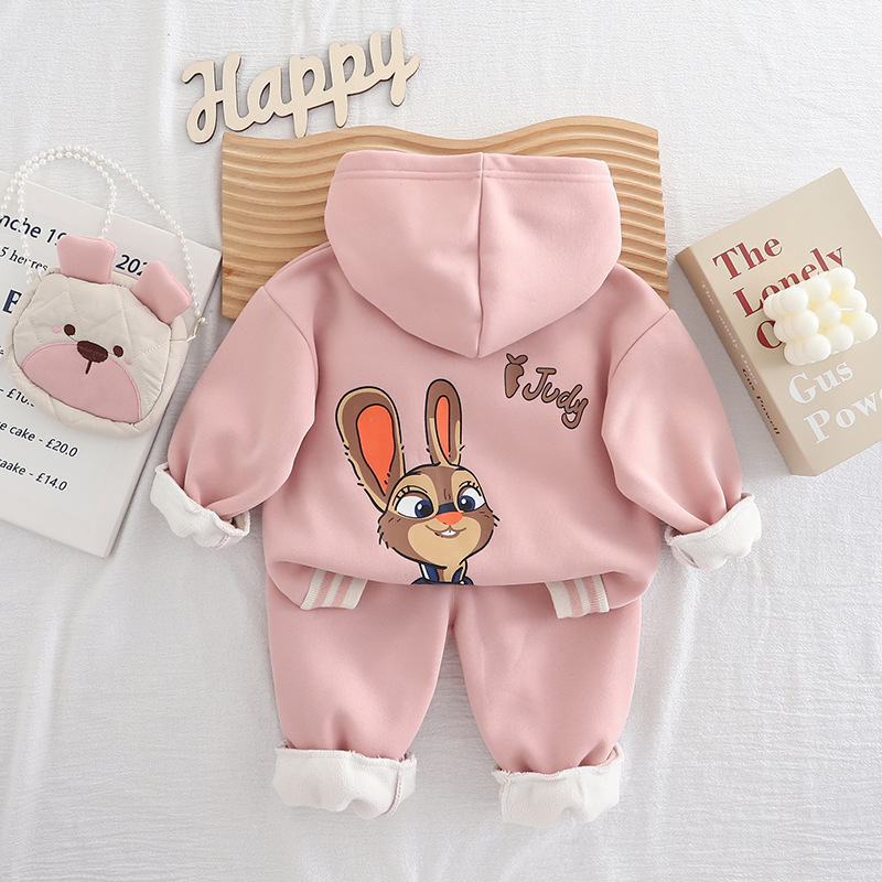 bebeshki-detski-komplekt-juddy-hops (1)