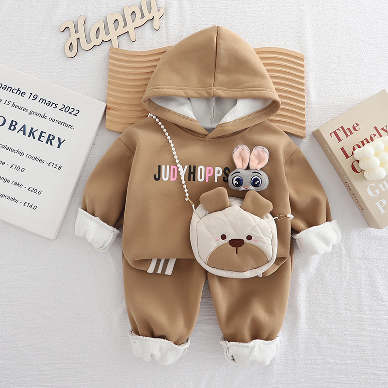 bebeshki-detski-komplekt-juddy-hops-caramel (2)