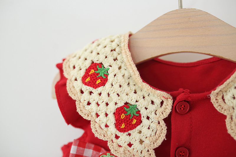 bebeshka-detska-roklq-Strawberry Cocktail (1)