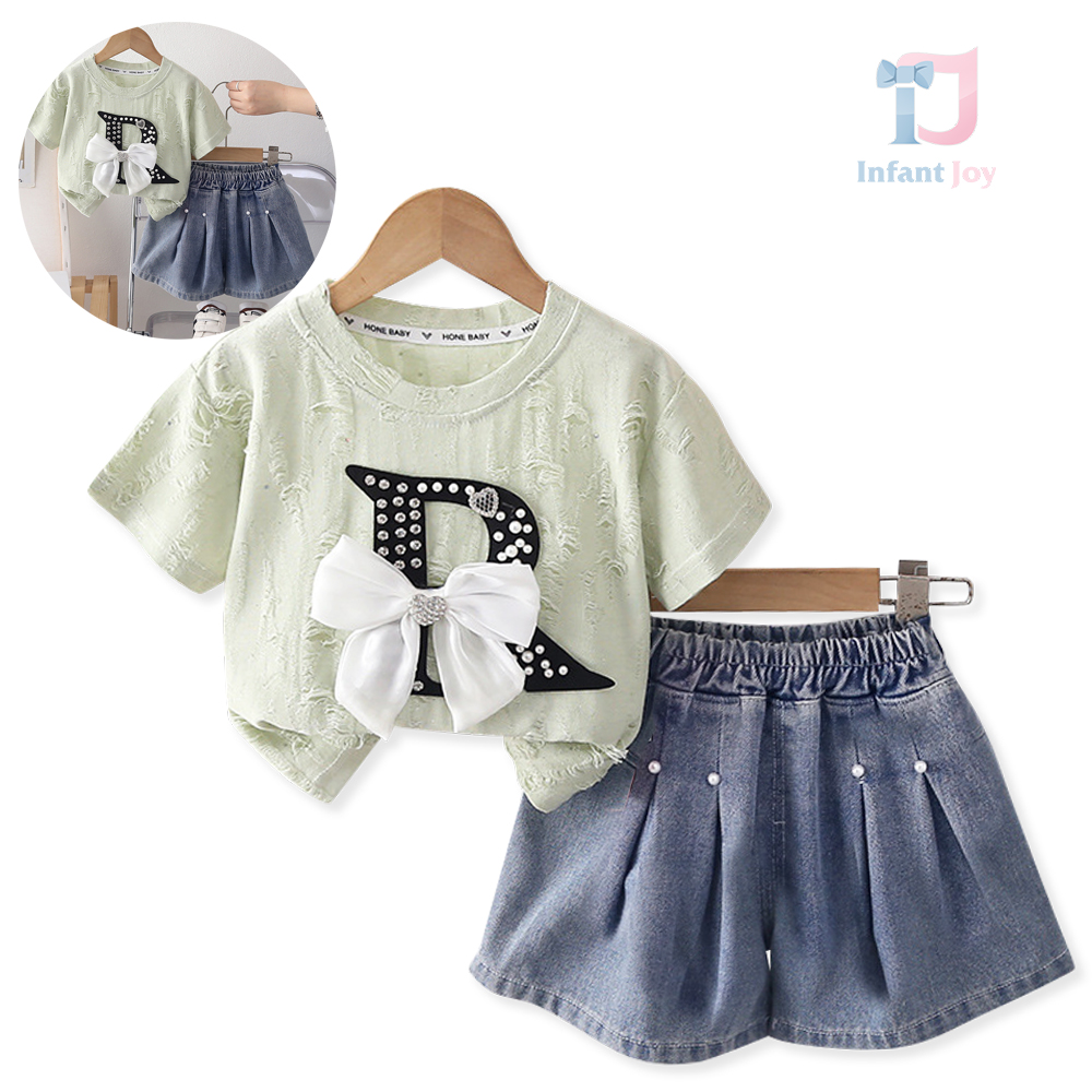 Set de 2 piese din tricou cu relief, elemente 3D și pantaloni scurți din denim Romantic Style