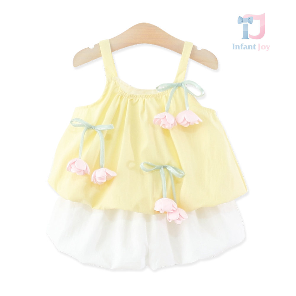 Set de 2 piese din top cu bretele subțiri, flori 3D și pantaloni scurți Elegant Flowers