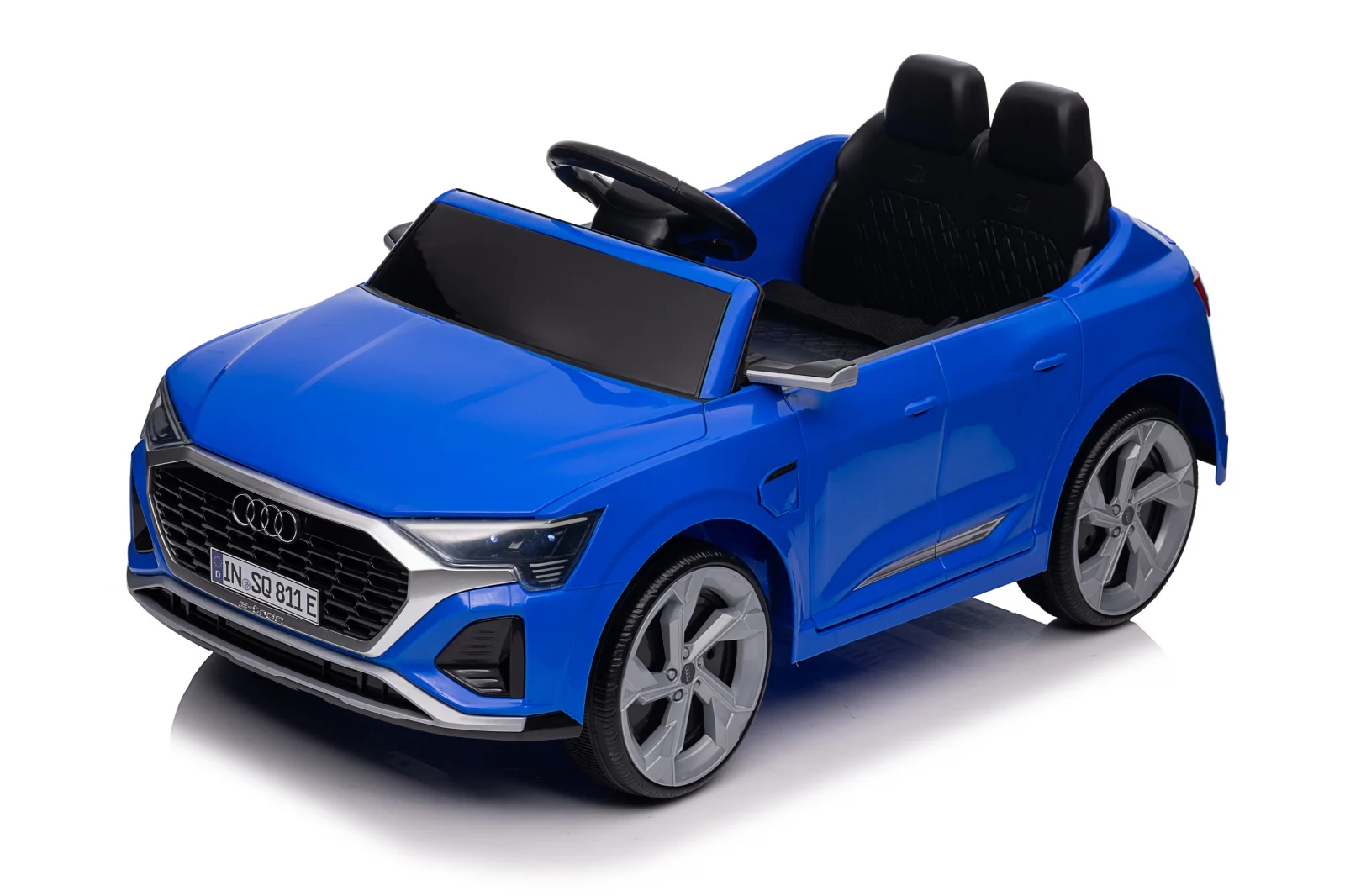 masinuta-electrica-copii-cu-licenta-audi-sq8-telecomanda-70w-12v-standard-albastra-018999