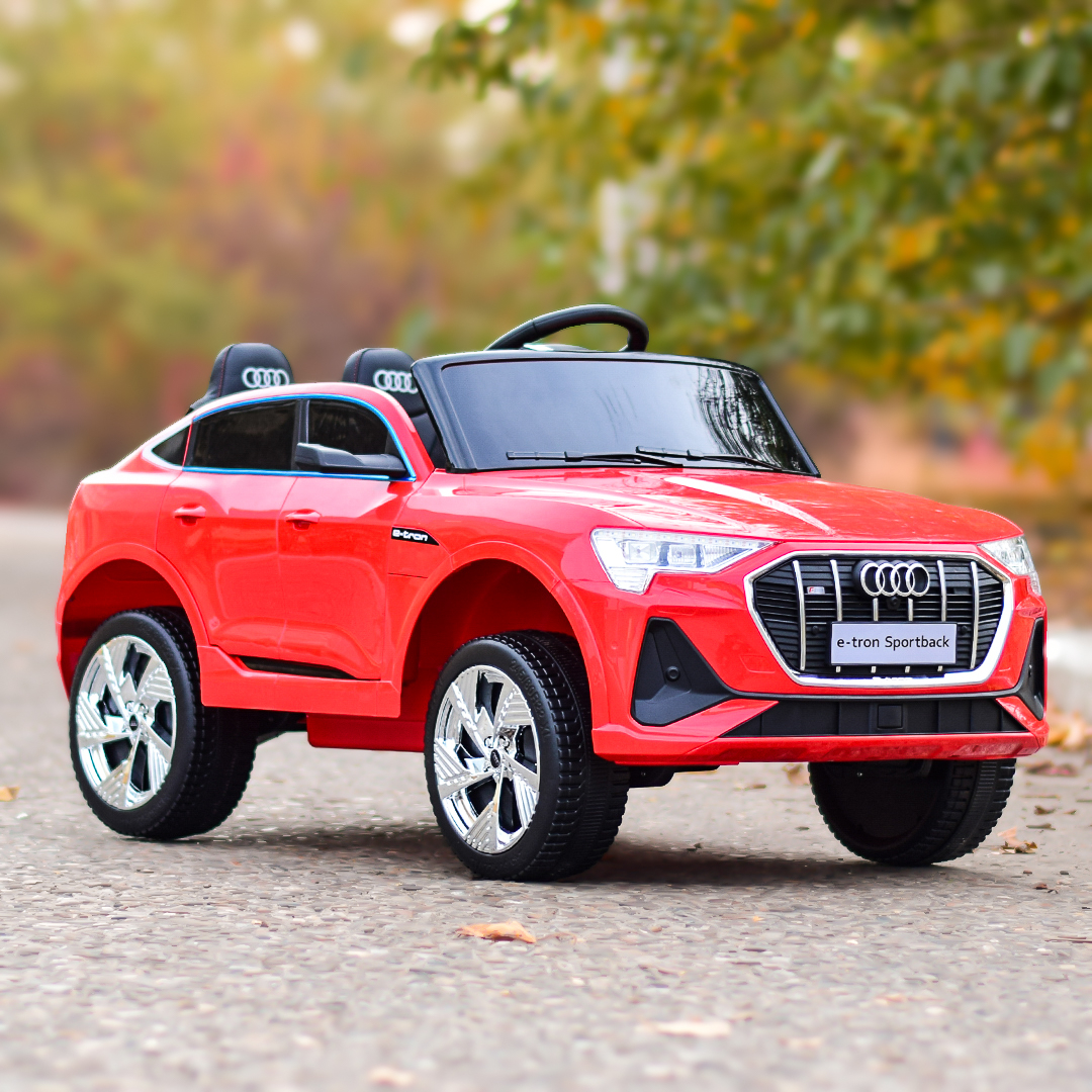 masinuta-electrica-cu-licenta-audi-e-tron-sportback-4×4-putere-140w-scaun-tapitat-rosie-344310