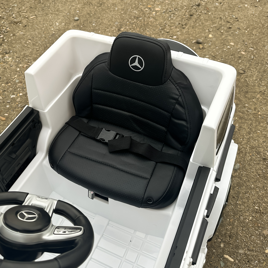 masinuta-electrica-pentru-copii-mercedes-g63-amg-70w-12v-echipare-premium-alba-042674