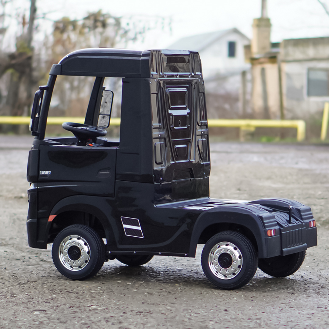 Mercedes Actros Black (10)