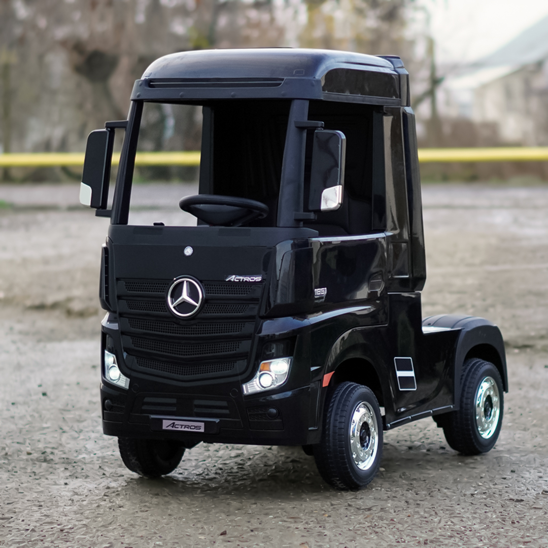 Mercedes Actros Black (11)