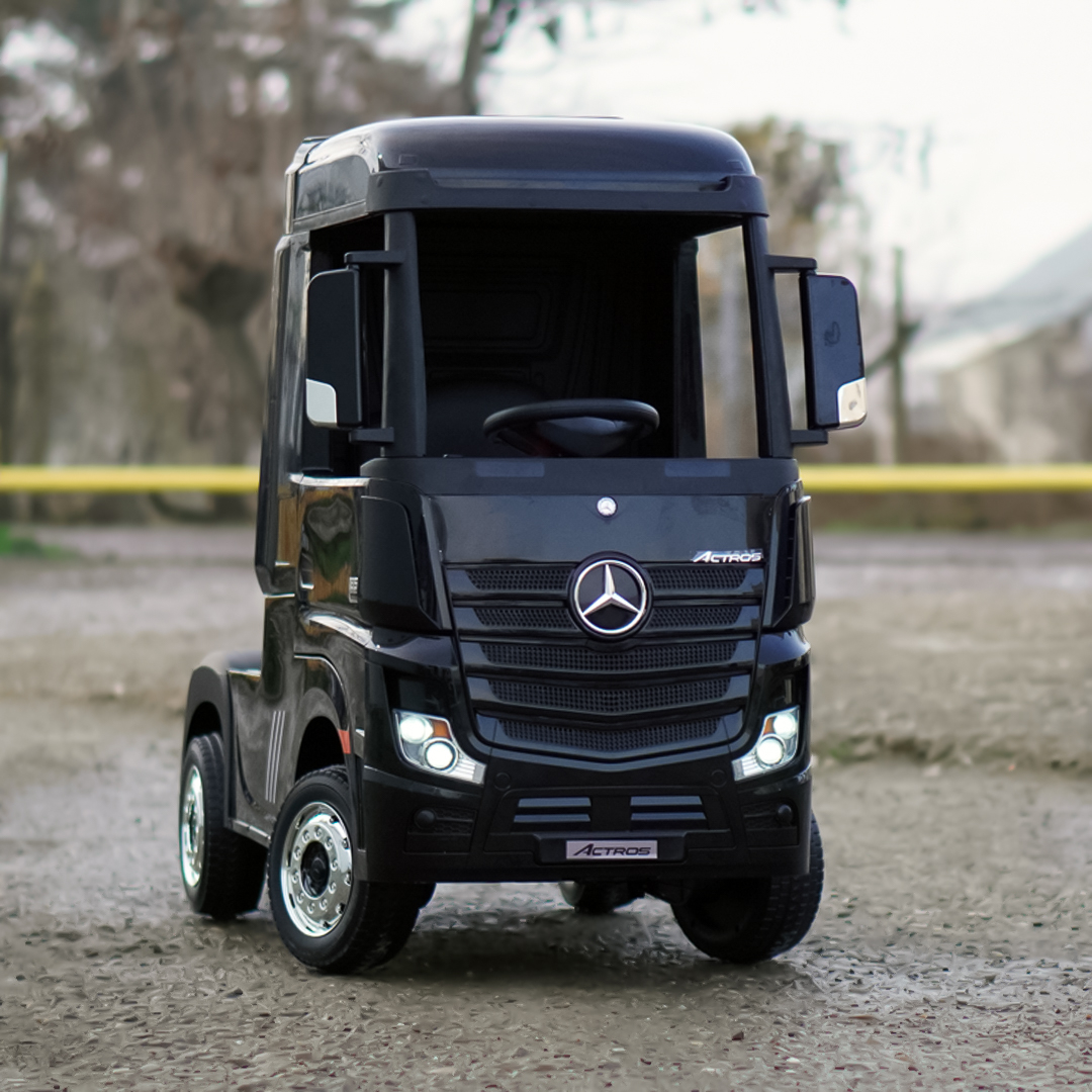 Mercedes Actros Black (7)