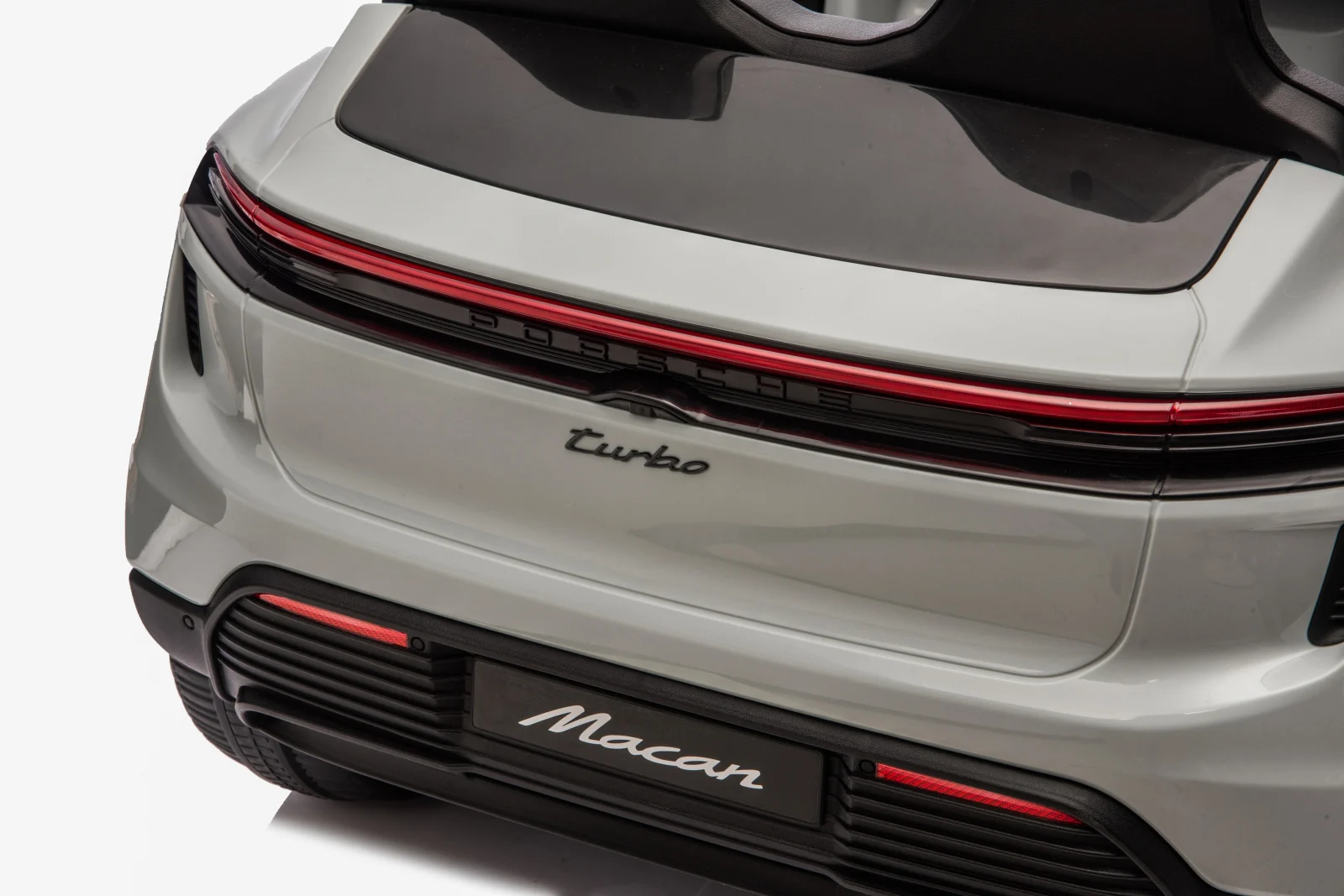 Porsche Macan Grey (10)